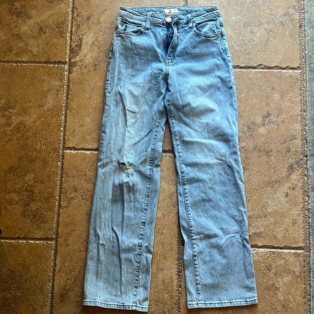 KUT size 4 distressed light wash mid rise jeans